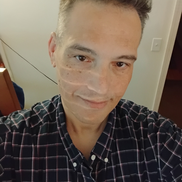 Meet your Posher, Joey - Picture 2 of 3